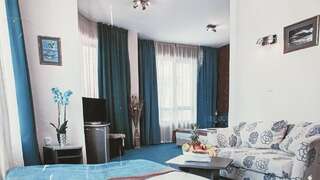 Отель Hotel Opera Plaza former City Mark hotel Варна Номер-студио Делюкс-6