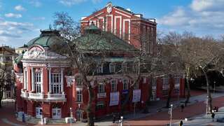 Отель Hotel Opera Plaza former City Mark hotel Варна-4