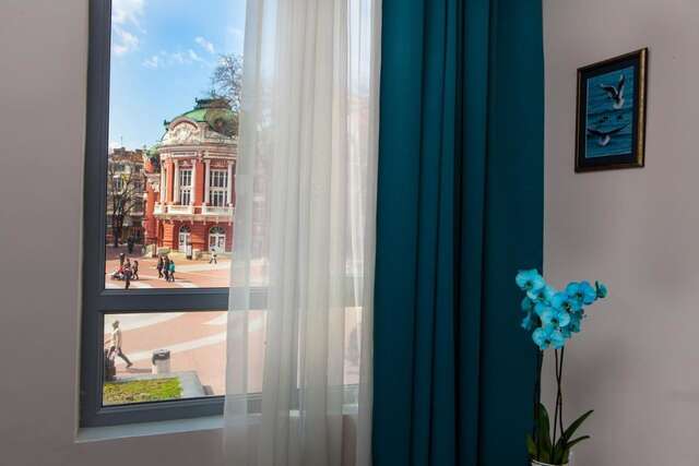 Отель Hotel Opera Plaza former City Mark hotel Варна-17