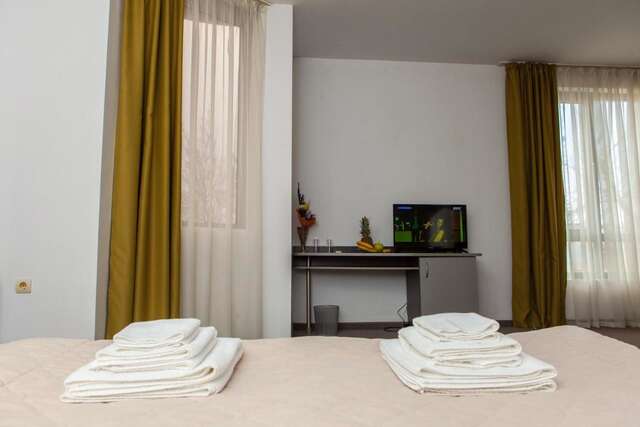 Отель Hotel Opera Plaza former City Mark hotel Варна-22