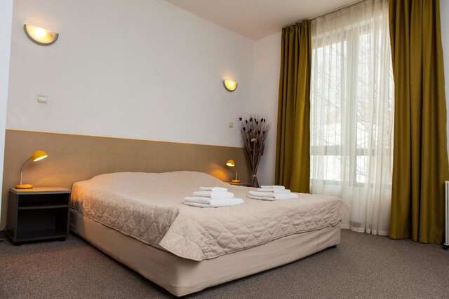 Отель Hotel Opera Plaza former City Mark hotel Варна-28