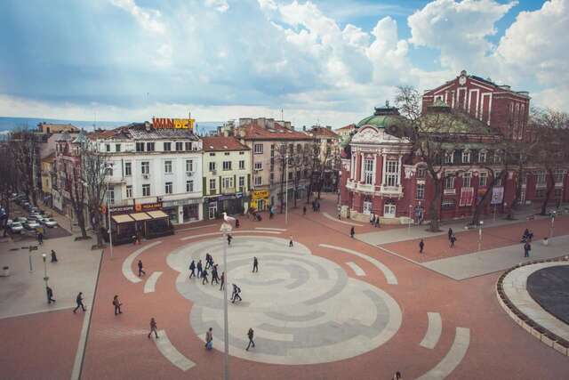 Отель Hotel Opera Plaza former City Mark hotel Варна-5