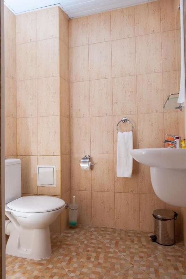 Отель Hotel Opera Plaza former City Mark hotel Варна-10